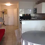 Joli T2 Proche De La Appartement *