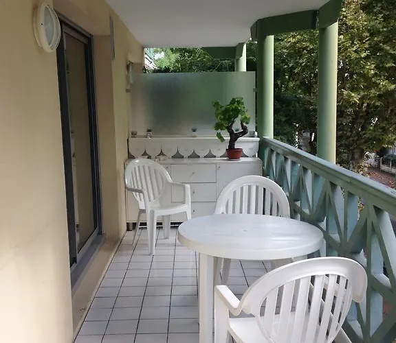 Lejlighed Joli T2 Proche De La